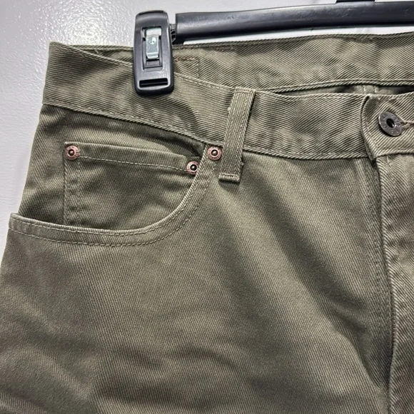 L.L. Bean Men’s Pants Size 34 x 30 100% Cotton Gently Used - Picture 3 of 8